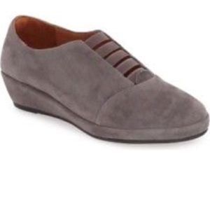 L’amour Des Pieds gray wedge with leather NEW- 8